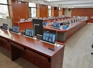 ľh